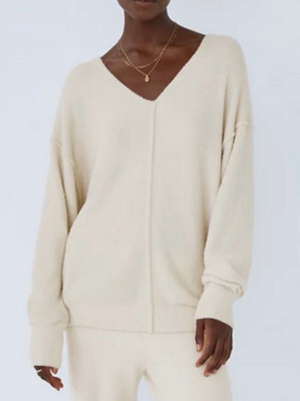 Wilfred Free Aritzia Hush Comfy Cozy V Neck Oversized Cream Sweater Size XS